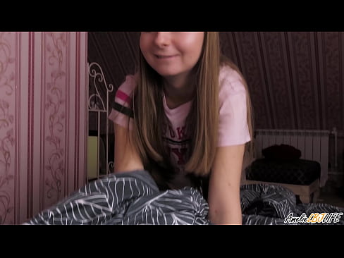 ❤️ Blondie zuigt haar BFF's diep en krijgt Cum in haar mond ❤️ Fucking at porn nl.xxxnd-com.ru ❌